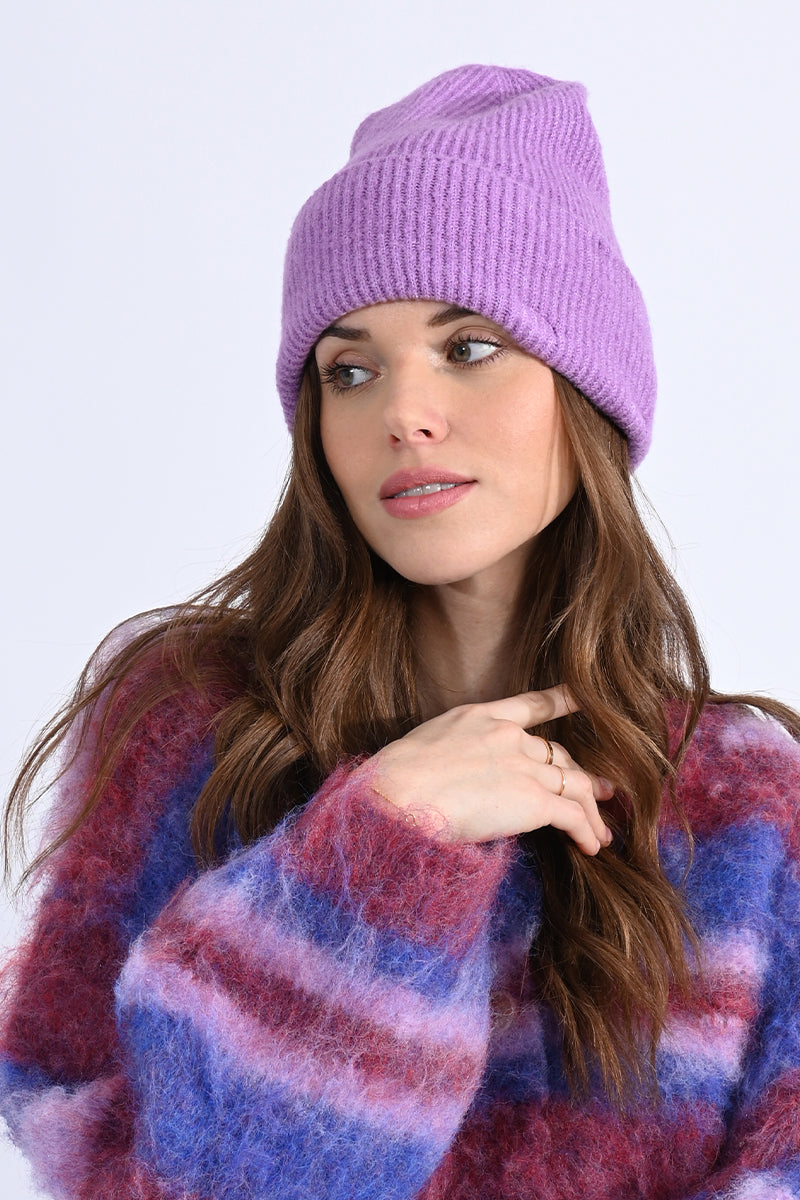 Molly Bracken - Ribbed Knit Toque