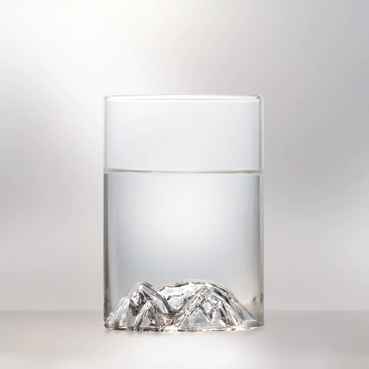 MTNPK - Lake Louise Pint Glass